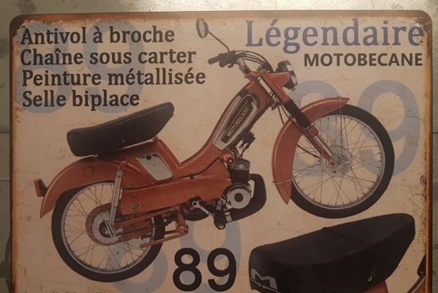 Plaque métal Motobecane AV89