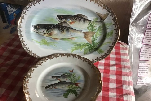 Assiettes + plat Porcelaine