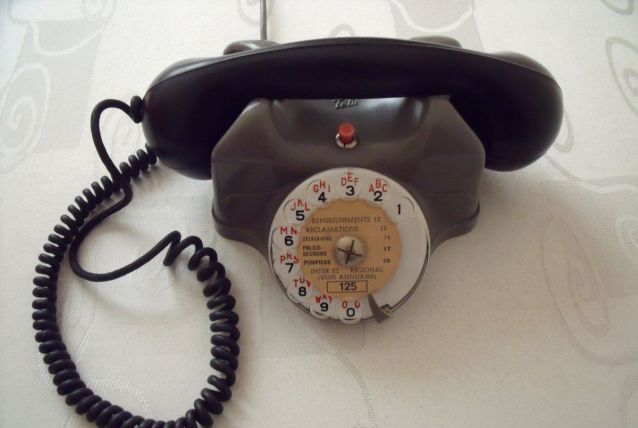  Téléphone design ancien Télic usine loft vintage