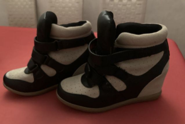 BOTTINES COMPENSEES NEUVES CUIR BEIGE ET NOIR 38