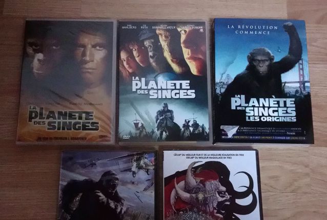 Lot 5 DVD thème "Planète des singes"