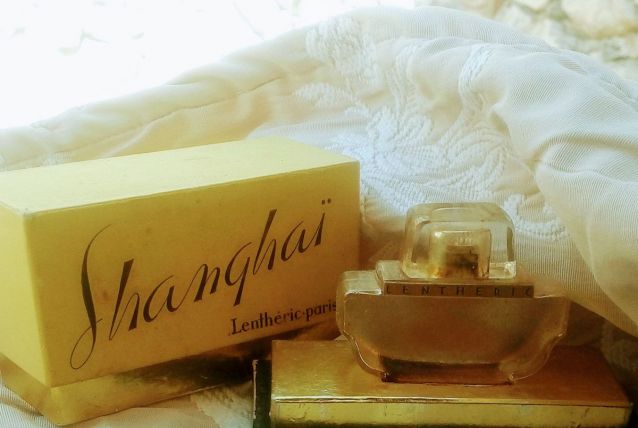 rare flacon parfum  shanghai de lentheric