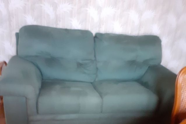 canapé 2 places avec accoudoirs 