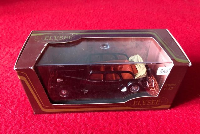 Citroën Traction 15 Familial Découvrable (1954)  1/43