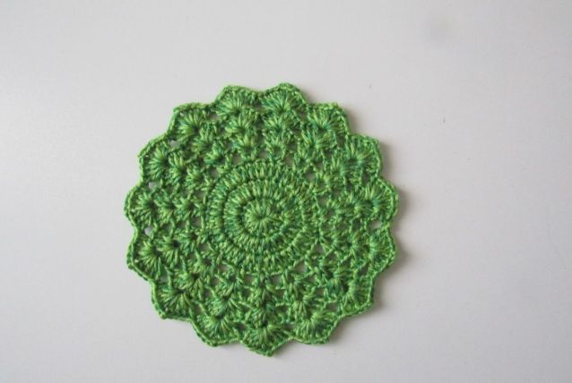 Nappero au crochet 16 cm.